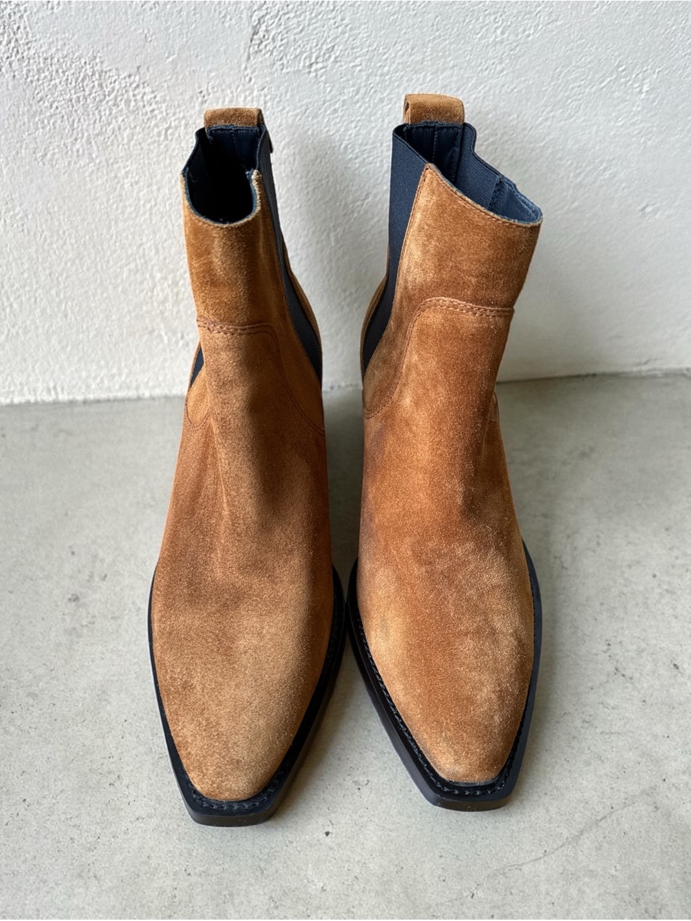 Everlane Western Ankle Boots in Russet Suede - Picture 4 of 9